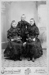 A-M-Anderson-103-FLE Anna Rachel Olson, Christine Anderson, Hilda Anderson