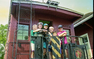 img370Nick, Joel, Warren, Derek, Jared, Seth Nick Olson, Joel Epstein, Warren Munson, Derek Olson, Jared Epstein, Seth Epstein