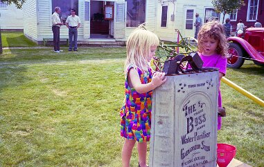 img373 Becca Burlingame, Alex Caskey