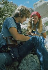 R2_004 Eric and Laurie share some trail gorp.