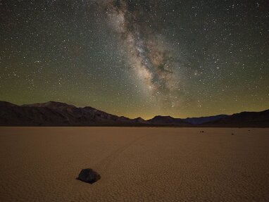 Coffee Table Nightscapes A quarter century of photographing the night sky
