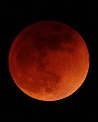 Total Lunar Eclipse If we were on the moon during a lunar eclipse, the Earth would be backlit, and everywhere along its edge is at either sunset or at sunrise. The sky there is...