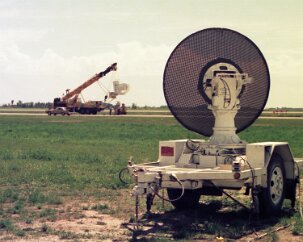 19770500 Balloon Launch T10-30 Communication with the instrument is via radio. This antenna will track the balloon over its full mission.