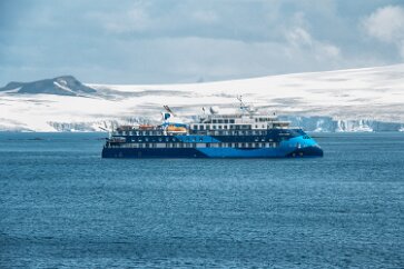 IMG_2119 Our ship, waiting on our return.