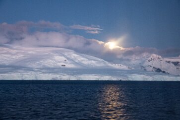 Moonshine in Antarctica