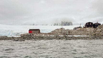 IMG_8770 Port Lockroy is a research station that normally recieves tourist visitors, but today there are too many penguin chicks at risk. The research crew will visit us...