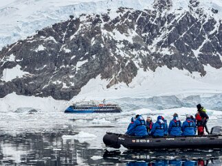 IMG_8867 We venture out into the ice-filled bay.