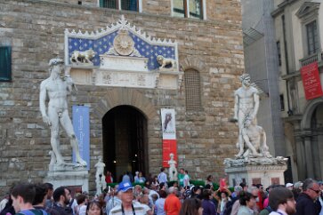 _MG_7872 Replicas of statues for outdoor display