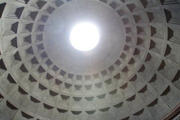 _MG_7200 The oculus provides natural light. The floor below is slightly raised so when it rains, the water drains away.