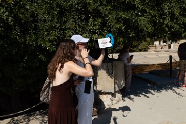 1X6A9928 These tourists had a virtual 3D viewer that displayed reconstructions of the palace.